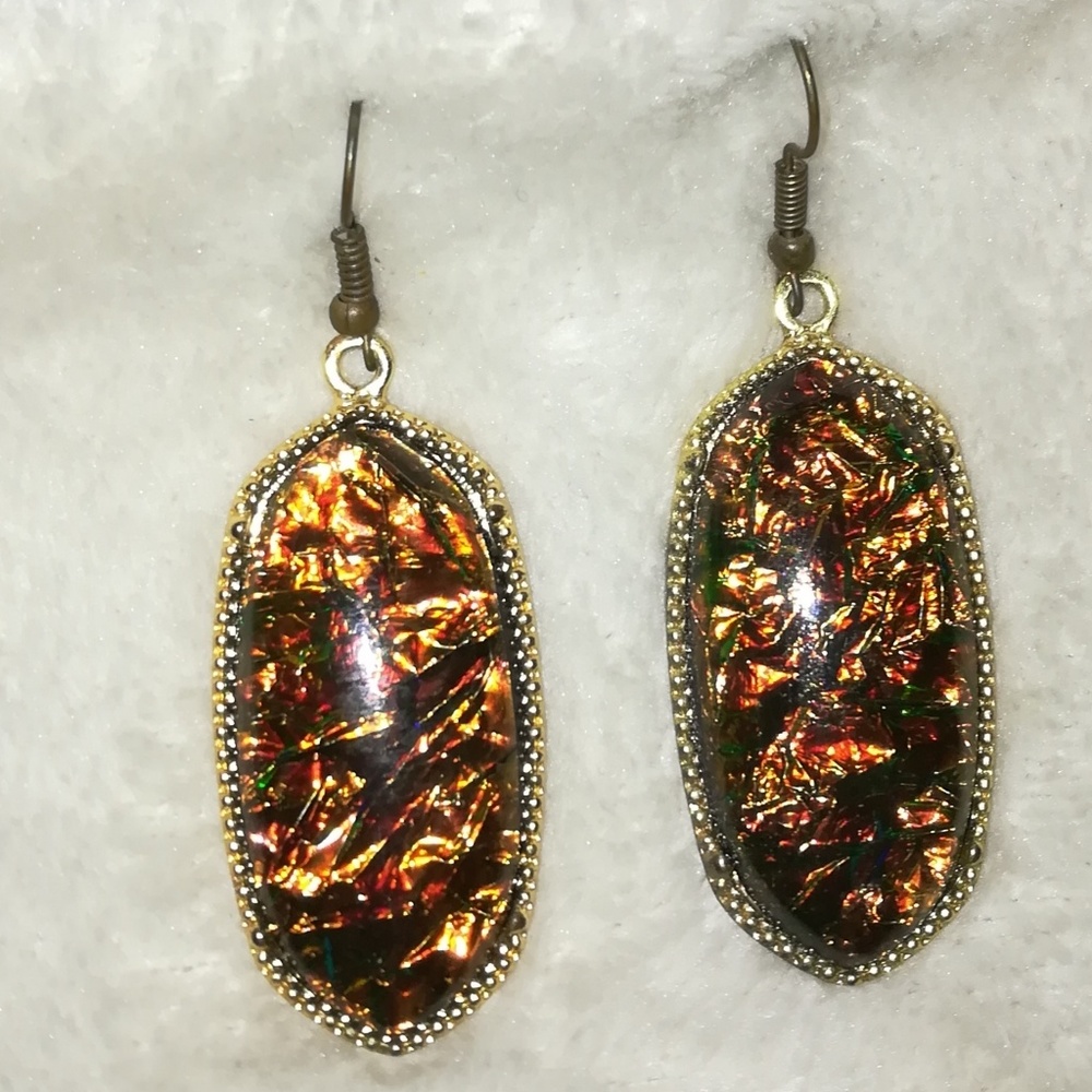 GOLDEN MULTI COLORED STONE EARRINGS